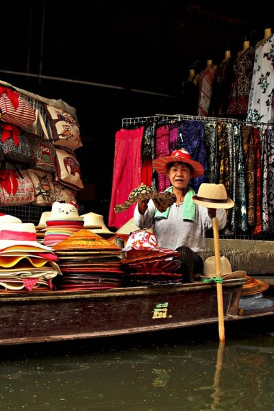 en qué tianguis venden ropa de paca